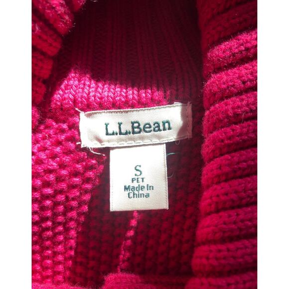 L.L. Bean high neck Cardigan Cable Knit Toggle Buttons Fucshia size small - Picture 11 of 12